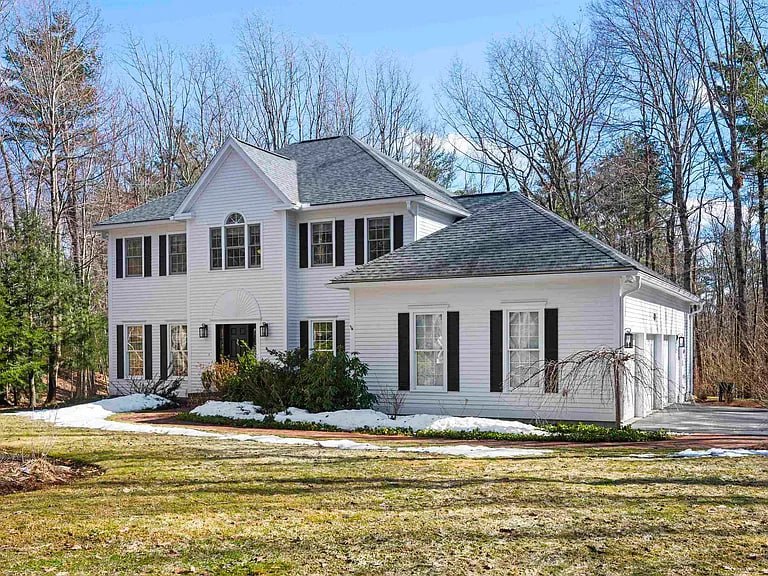 14 Boylston Terrace Amherst NH just sold front exterior
