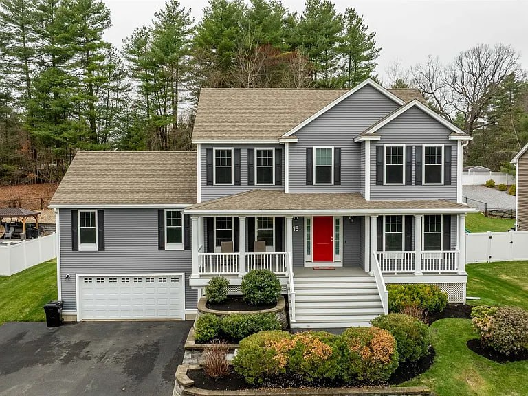 15 Schwinn Drive Nashua NH just sold front exterior